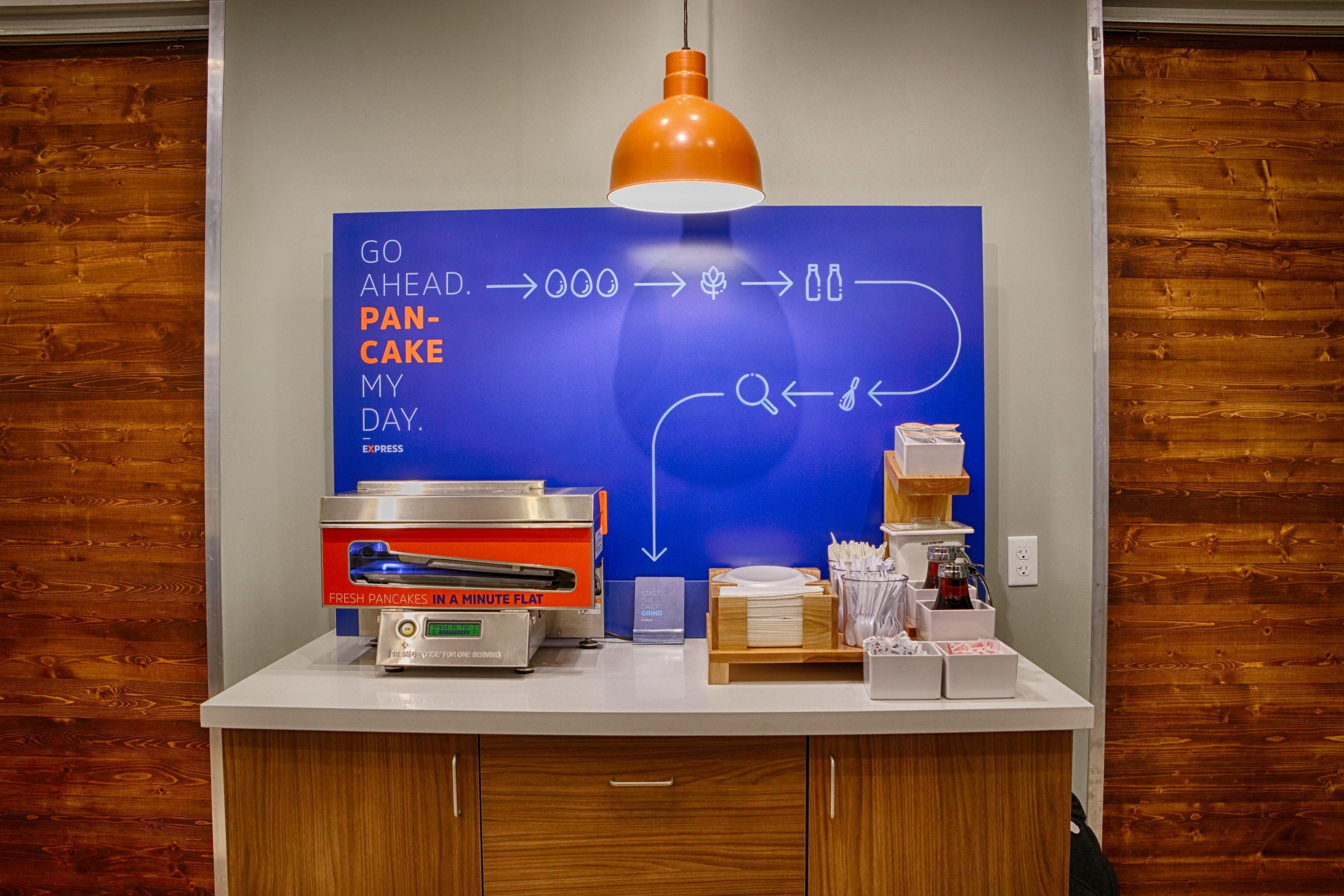 Holiday Inn Express - Charleston/Kanawha City By Ihg Bagian luar foto